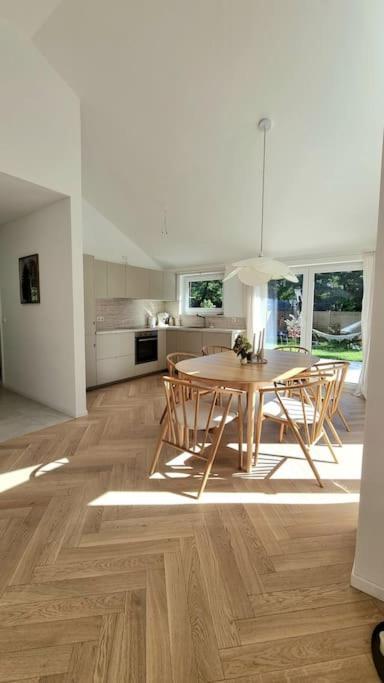 Haus Am Waldrand Und In Seenaehe Lehnin Eksteriør bilde