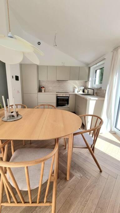 Haus Am Waldrand Und In Seenaehe Lehnin Eksteriør bilde